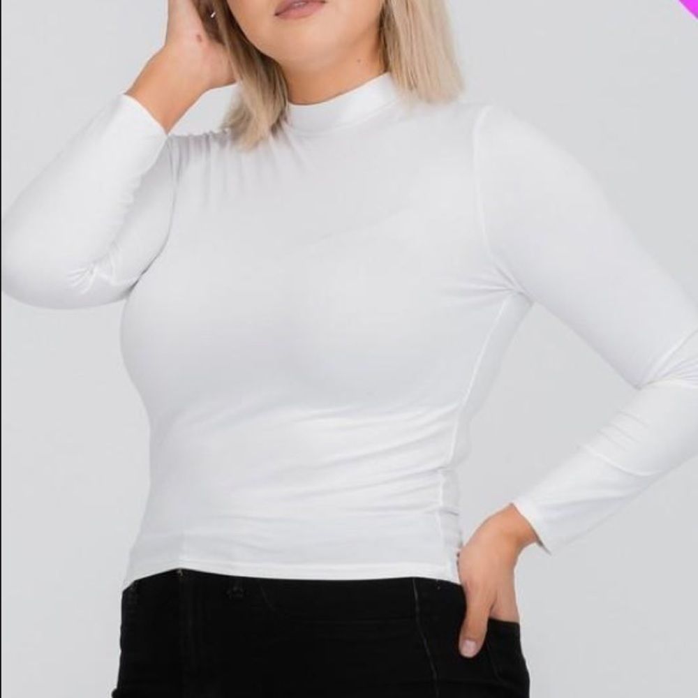 🔥Plus Size Mock Neck Solid Top